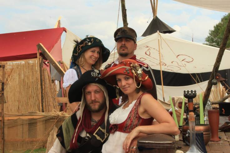 Datei:DrachenfestKolonie.jpg