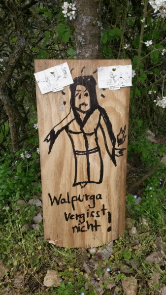 Datei:Walpurga vergisst nicht.png